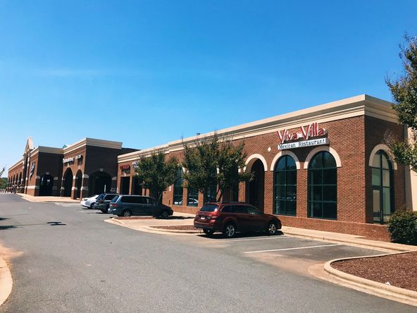 810 Spring Ln, Sanford, NC 27330